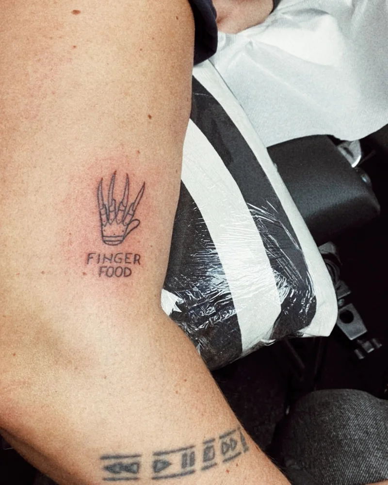 Tatuaggio reale di Federica Milani — Tatuaggio 02