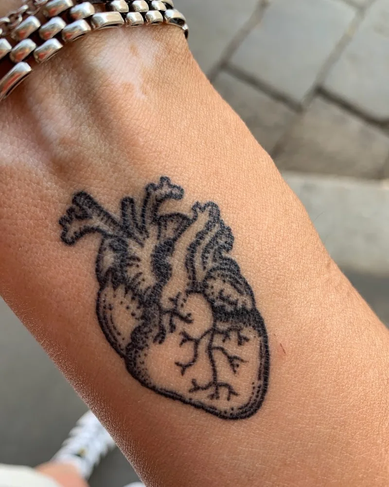 Tatuaggio reale di Federica Milani — Tatuaggio 19