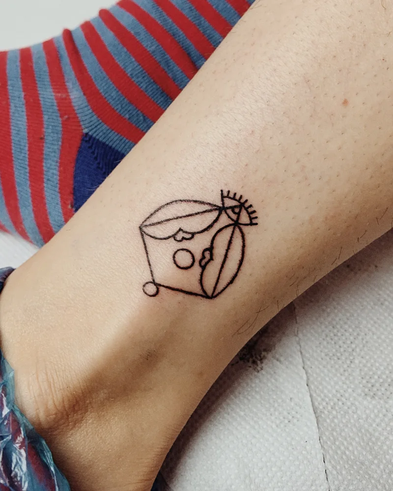 Tatuaggio reale di Federica Milani — Tatuaggio 22